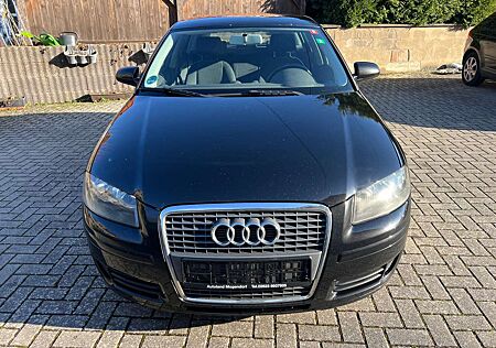 Audi A3 Sportback 2.0 TDI Euro4,AHK,Alu