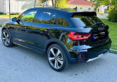 Audi A1 35 TFSI citycarver mit Garantie 12/26
