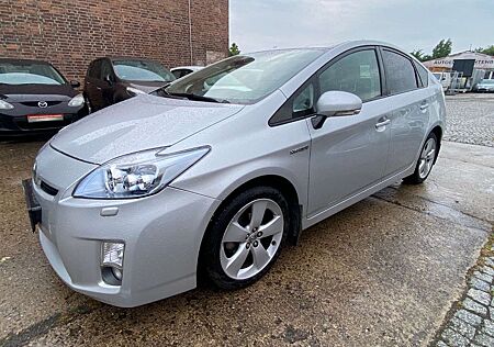 Toyota Prius "Executive" Automatik+Navi+Kamera+ Head-up