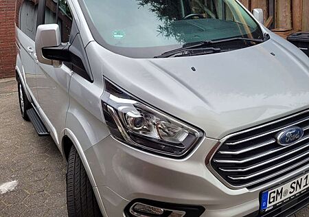 Ford Tourneo Custom 320 L1H1 Autm.