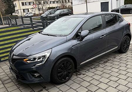 Renault Clio Experience