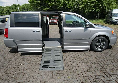 Chrysler Grand Voyager Gold Zawatzky Center Van