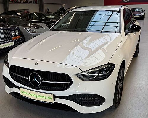 Mercedes-Benz C 300 T e Avantgarde Ambient LED Distronic