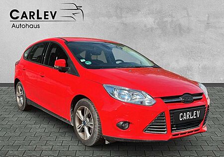 Ford Focus Lim. Zahnriemen neu TÜV neu