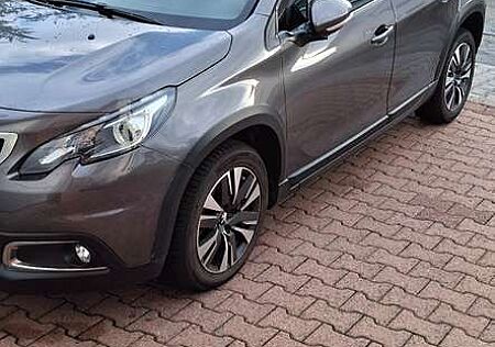 Peugeot 2008 PureTech 130 Stop