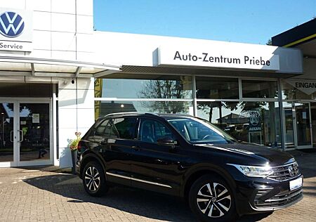 VW Tiguan Volkswagen United 2,0 TDI DSG+AHK+Navi+ACC+Appconnet
