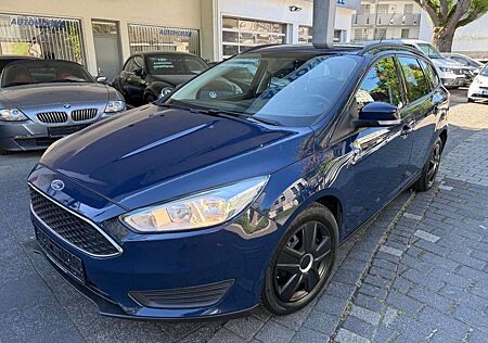 Ford Focus Turnier 1.0,Klima,AHK,Zahnr. ist erneuert