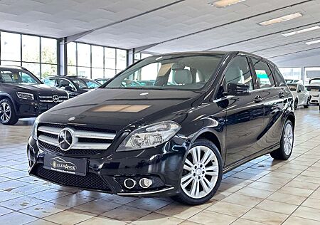 Mercedes-Benz B 200 *SPORT-PAKET*PDC*SHZ*KLIMA*AMBIENTE