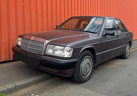 Mercedes-Benz 190 E 1.8
