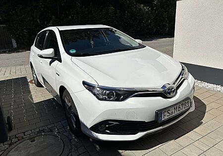 Toyota Auris 1.8 VVT-i Hybrid Automatik Edition-S