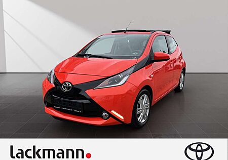 Toyota Aygo 1.0 X-Wave*Kamera*Leder*Smart-Key*Sitzh.*Alu