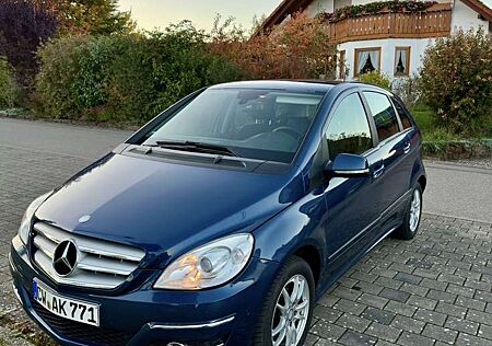 Mercedes-Benz B 180 BlueEFFICIENCY SPORT EDITION