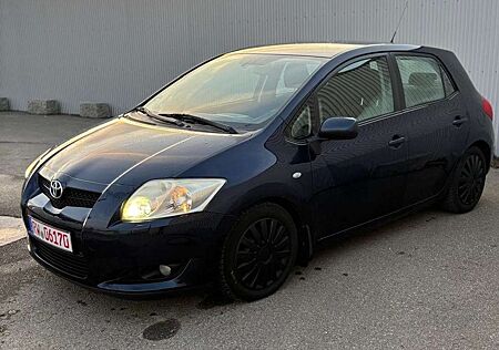 Toyota Auris Executive