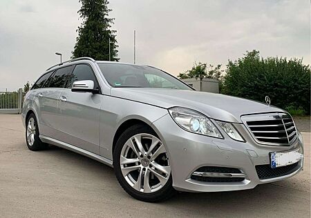 Mercedes-Benz E 200 E-Klasse T-Modell Diesel T CDI DPF BlueEFFICIENCY