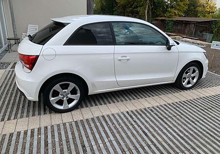Audi A1 1.0 TFSI ultra Sportbacksport