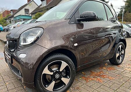 Smart ForTwo *PERFECT*PANORAMA*NAVI*SITZHEIZUNG