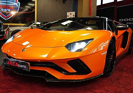 Lamborghini Aventador S Roadster CARBON KAMERA NAVI LIFT