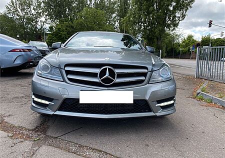 Mercedes-Benz C 250 CGI Coupé *AMG/ILS/Comand/19"/7G/Premium*