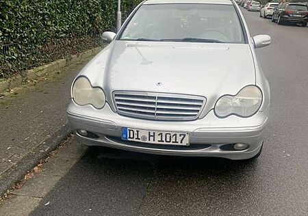 Mercedes-Benz C 180 T Kompressor Automatik Classic