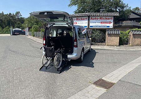 VW Caddy Volkswagen Maxi neues Modell, neuer Rollstuhlumbau, Automatik
