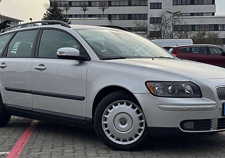 Volvo V50 2.4Kinetic/Automatik/Tüv-Neu/Klima/PDCx2/Sitz-H