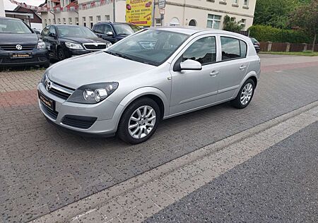 Opel Astra 1.6 TUV NEU 12 Monate Garantie Auf Wunsch