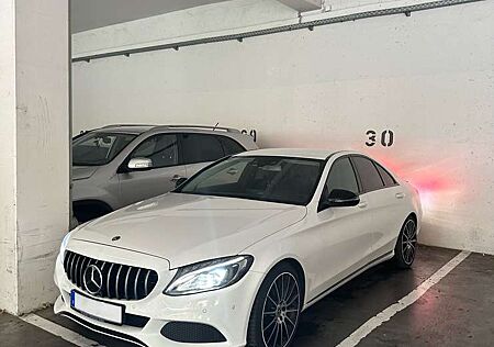 Mercedes-Benz C 220 d 9G-TRONIC 4Matic AMG Line Advanced