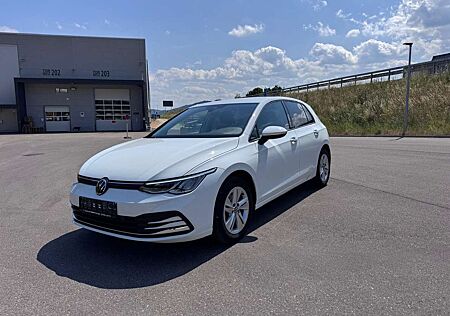 VW Golf Volkswagen VIII Lim. 2.0 TDi Active ACC Navi DAB Cam