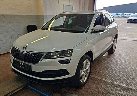 Skoda Karoq Style2.0D*4x4*LED*Navi*Leder*Kamera*1.Hand