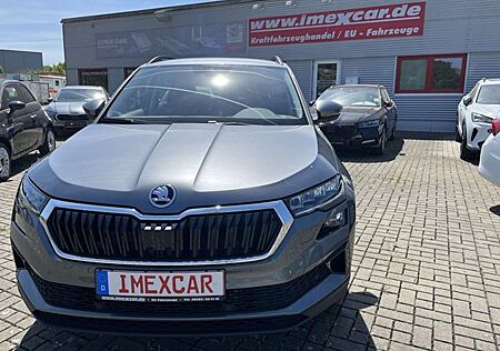 Skoda Karoq 2,0 TDI DSG 4X4 + Standheizung + LED + DAB + AHK
