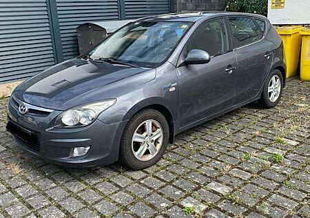 Hyundai i30 1.6 CRDi blue Comfort