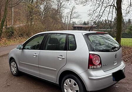 VW Polo Volkswagen 1.4 Automatik