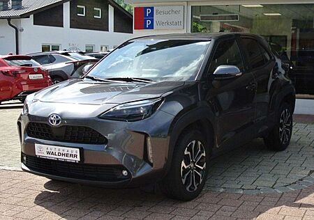 Toyota Yaris Cross Hybrid 1.5 VVT-i Team Deutschland