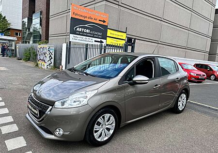 Peugeot 208 Active / 1 Jahr Garantie Incl.