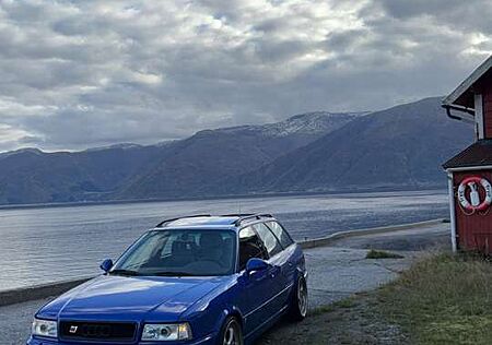 Audi RS2 80 Avant