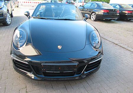 Porsche 911 Carrera GTS Cabriolet