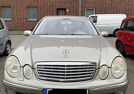 Mercedes-Benz E 320 Elegance tüv 05.26 Lpg