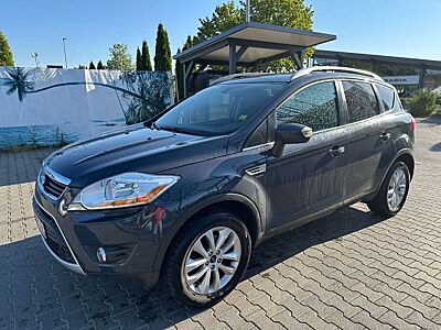 Ford Kuga Titanium / EURO-5 / A.H.K. (abnehmbar) 2.Hand