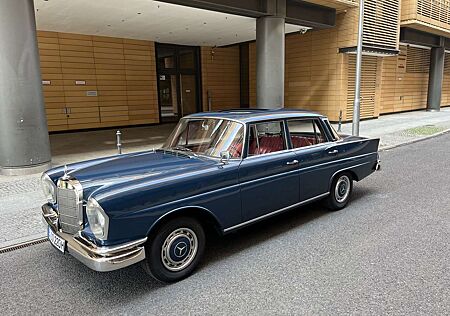 Mercedes-Benz 220 Sb