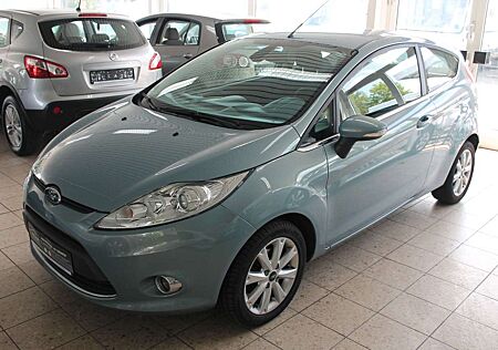 Ford Fiesta Ghia / auf Wünsch TÜV Neue!