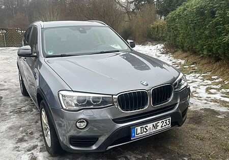 BMW X3 xDrive20d Aut. Ank. Standheizung, Panoramadach, Sportsitze, Head-Up Display