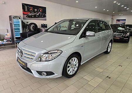 Mercedes-Benz B 180 Automatic 1. Hand Scheckh.gepfl. wenig KM