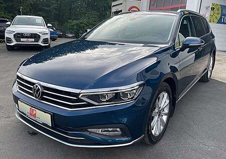 VW Passat Volkswagen 2.0 TDI DSG Elegance Highline Kamera Leder