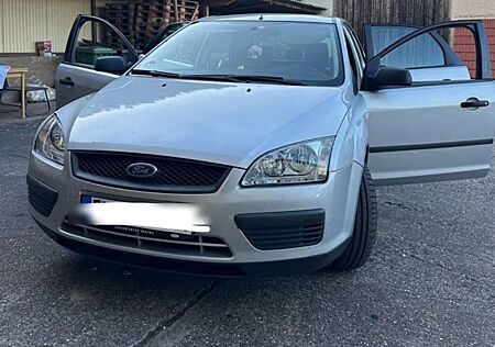 Ford Focus 1.6 16V Trend