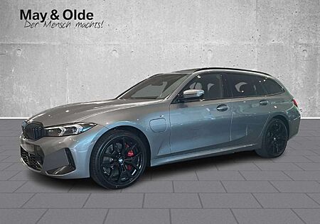 BMW 330 e xDrive Touring M-Sport Pro AHK Pano Memory