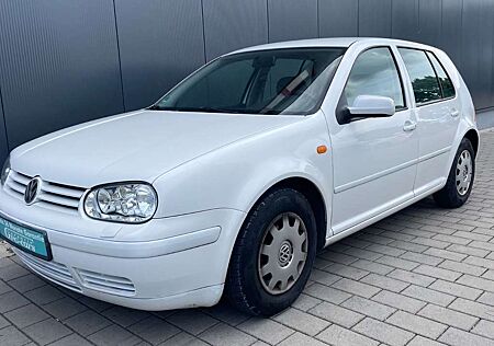 VW Golf Volkswagen 1.6 AUTOMATIK-PDC-SHZ-TÜV NEU-Garantie