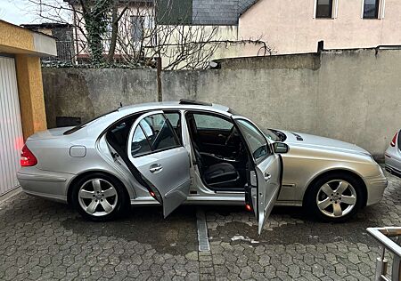 Mercedes-Benz E 320 Avantgarde