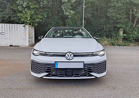 VW Golf GTI Volkswagen GTI 2,0TSI 265PS DSG Harman K HuD 360° DCC