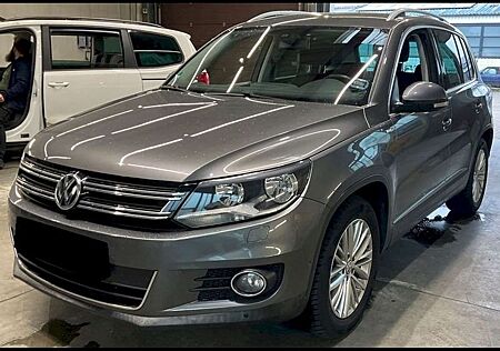 VW Tiguan Volkswagen 2.0 TDI (103 kW / 140 PS) DPF BMT Sport & Style
