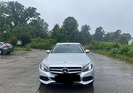 Mercedes-Benz C 200 d T 7G-TRONIC AMG Line